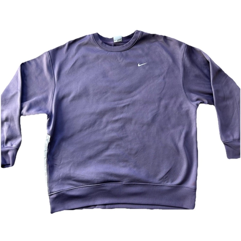 Nike Therma-Fit Crewneck Women’s Medium Purple Side Zip